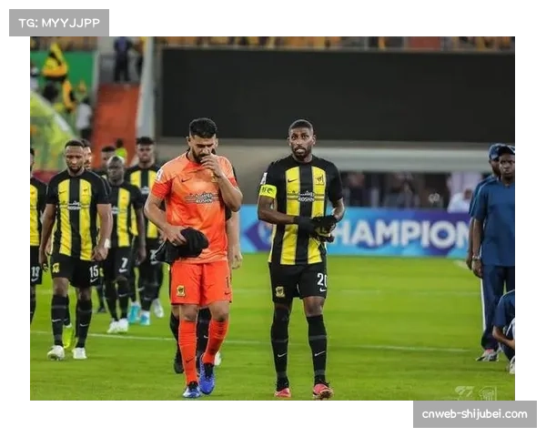 吉达联合门将拉伊科维奇沙王冠表现稳健 屡献关键扑救